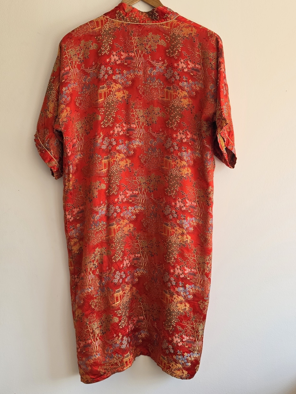 Vintage Solz Squirrel Chinese Red Brocade Kimono Robe Pocket Est Sz M - Picture 11 of 13